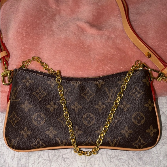 Bag - Picture 2 of 4